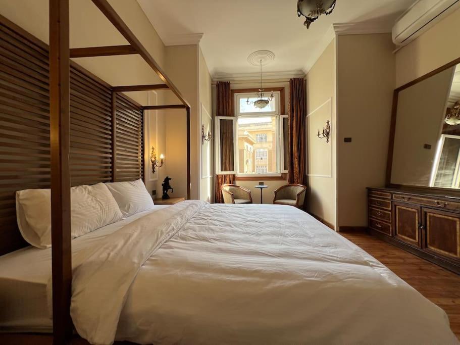 Authentic 3Br Apartment In Downtown, 카이로 외부 사진