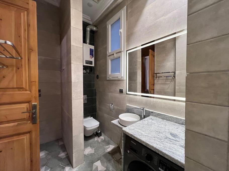 Authentic 3Br Apartment In Downtown, 카이로 외부 사진